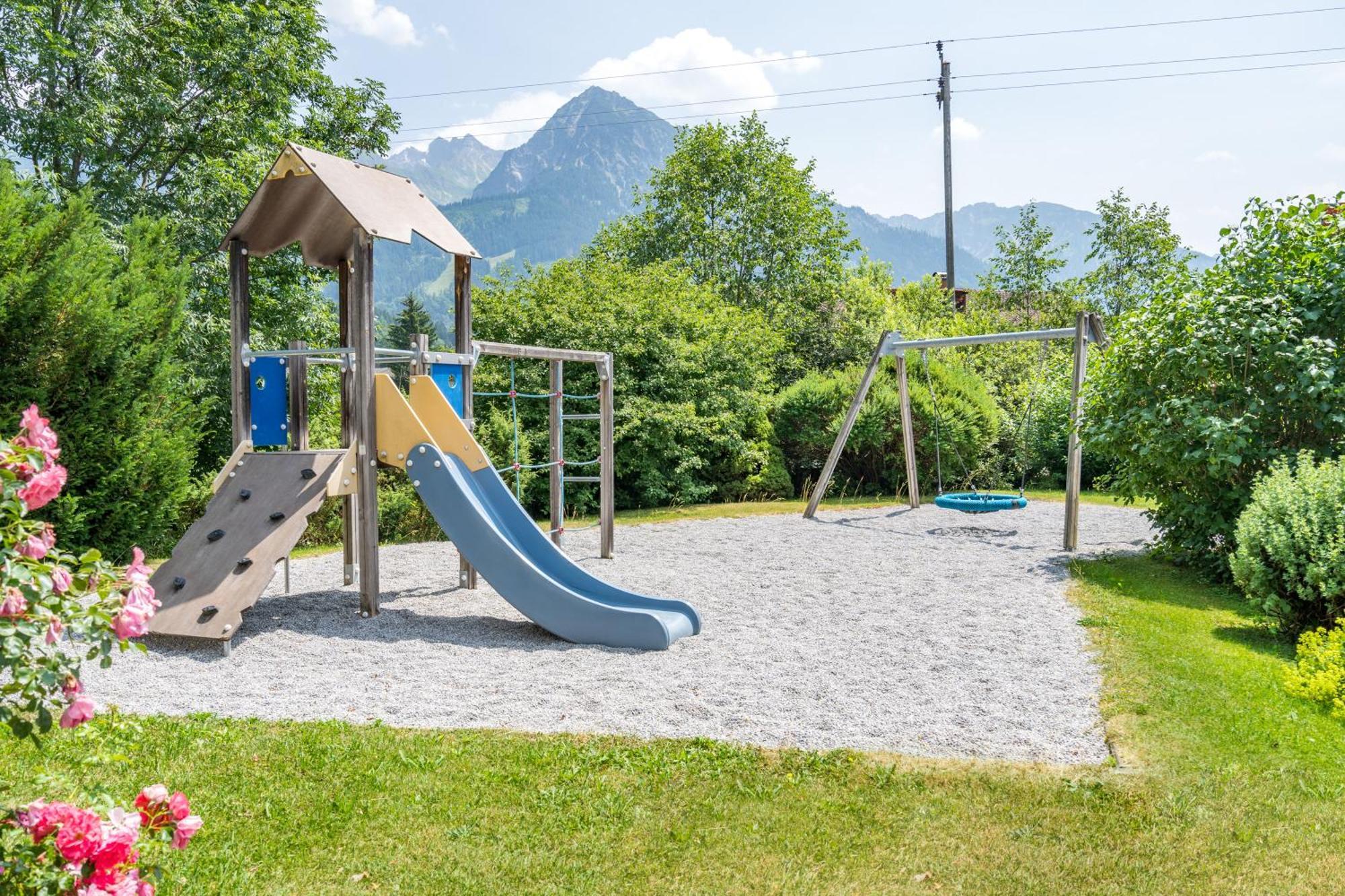 Wohlfuehlhotel Frohsinn Fischen im Allgaeu Exteriör bild